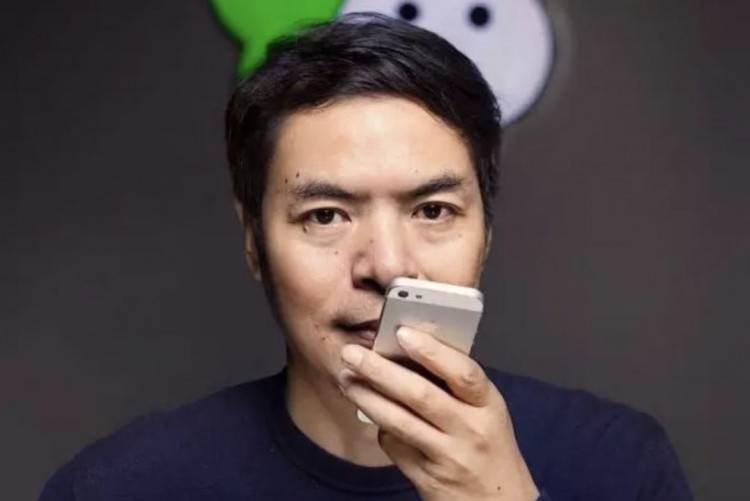 移动社交进化史上:微信登基陌陌出世